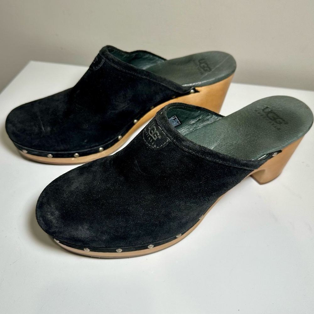 UGG Australia Abbie Suede Studded Wooden Clogs Women’s shoes Size  9